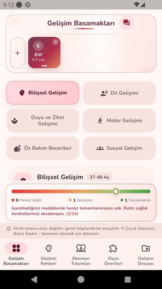 Gelişim Dünyası uygulamasında Gelişim Basamakları ekranı: yaşa göre kontrol noktaları ve renkli ilerleme çubuğu